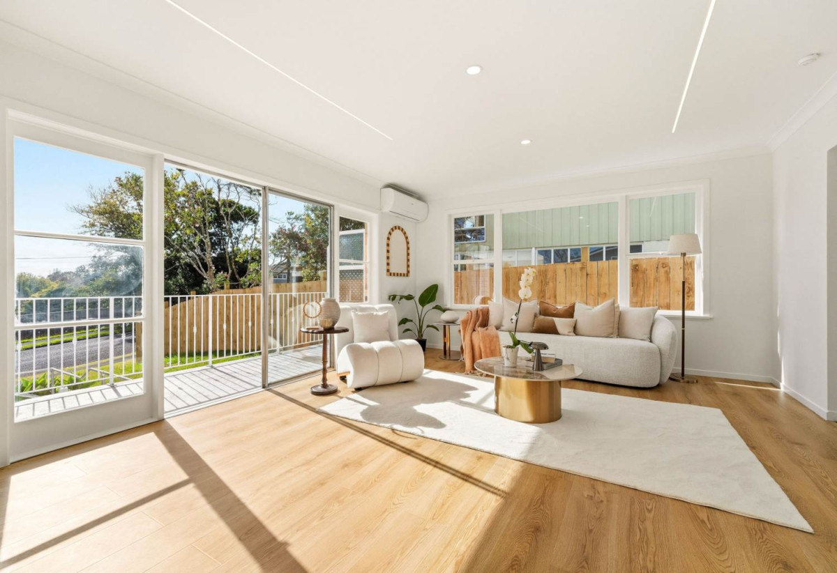 665m2 section, Renovated Brick and tile 3 beds + 2 large office rooms 1 bath house with double garage, close to Golf club, Leisure centre, shops, supermarkets, schools, 0.8 km to May Road School, 1.1 km to Waikowhai Intermediate, 1.4 km to Lynfield College, 48 Anita Avenue, Mt Roskill, Auckland