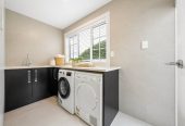 Double Grammar school zone, 360m2 6 beds 4 baths house with double garage, Downstairs provides superb flexibility with 2 beds 1 bath , a separate living area and its own private access, 2.1 km to Epsom Girls’ Grammar School, 2.5 km to Auckland Grammar, 70A Spencer Street, Remuera, Auckland