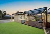Brick and tile 3 beds 2 baths house with double garage on 520m2 section, close to schools, shopping centre, easy motorway access, 0.5 km to Cosgrove School, 1.1 km to Papakura High School, 124A Old Wairoa Road, Papakura, Auckland