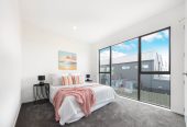 Brandnew 4 beds 3 baths Duplex home with Tandem Garage, Located near the highway, supermarket, and an upcoming shopping hub, 0.4 km to Ngakoroa School, 33C Burberry Road, Drury, Auckland