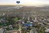 836m2 section, 4 beds 2 baths house, the downstairs level could become a secluded master haven or additional living space, with a single garage and dual driveways providing generous off- street parking, including space for the boat or trailer, 0.9 km to Selwyn College, 60 Ripon Crescent, Meadowbank, Auckland