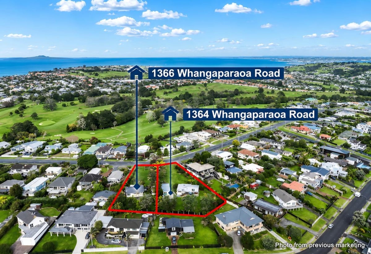 1563m2 section, 2 beds 1 bath house, walking distance. to beach, Shakespear Regional Park , Golf club, close to Gulf Harbour Marina, shops, 0.9 km to Gulf Harbour School, 1364 Whangaparoa Road, Army Bay, Auckland