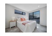Urgent sale, Standalone 4 beds 2.5 baths townhouse, just minutes from Sylvia Park, motorway access, and key transport routes. 0.7 km to Panama Road School and Otahuhu Intermediate, 5/19 Kotahi Road, Mt Wellington, Auckland