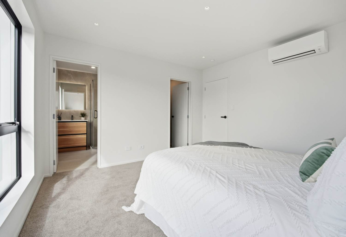Standalone 4 beds 3 baths home with garage, 1 bed with toilet & bathroom conveniently located downstairs, Gas cooking, Close to schools, shops, public transport & all amenities, 0.7 km to Manurewa South School, Lot 5/13 Churchill Avenue, Manurewa, Auckland