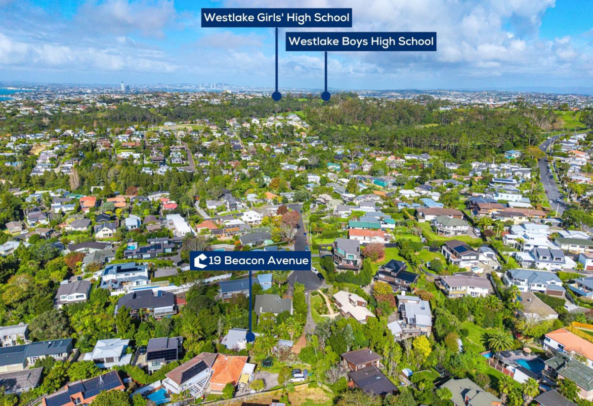 Once in 43 years, 865m2 section on Rangitoto College zone, 4 beds (1ensuite) 2.5 baths house with garage, 0.7 km to Mairangi Bay School, 1.3 km to Campbells Bay School, 1.8 km to Rangitoto College, 19 Beacon Avenue, Campbells Bay, Auckland