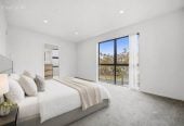 4 beds (1 ensuite) 2.5 baths home with garage, close to schools, reserves, shops, 0.3 km to Green Bay Primary School, 0.4 km to Green Bay High School, 56A La Rosa Street, Green Bay, Auckland