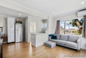 Vendor requires urgent sale, – 1181m2 Corner Site – Ignore Previous Sale Price, 5 beds 2 bath house with garage and 2-beds 1 bath lounge downstairs, downstairs space is currently rented, minutes from Stanmore Bay Beach, schools, parks, shops, cafés, and Whangaparaoa Plaza, 0.5 km to Whangaparaoa College, 4 Matai Road, Stanmore Bay, Auckland