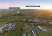 Must sell, Vendor Aussie Bound, Ignore CV, Standalone 5 beds (3 ensuites) 4.5 baths home with garage, 1 ensuite ground floor, close to schools, shops, Auckland Botanic Gardens, motorway access, 0.8 km to Alfriston School, 9/7 Wastney Road, Alfriston