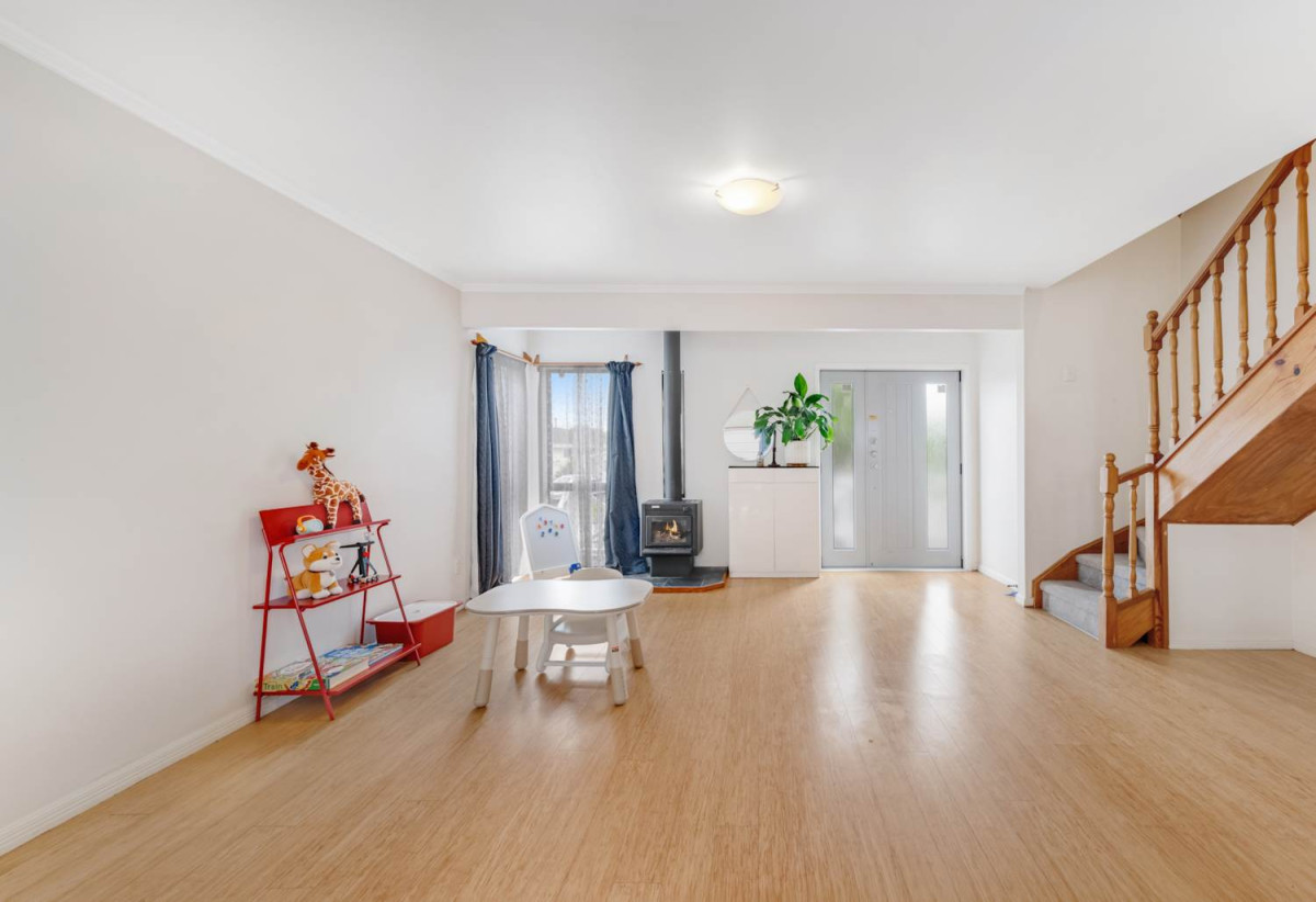 Freehold, Standalone & Affordable 3 beds 1 bath house with 2 car parks, close to Westgate & NorthWest Shopping Centres, Costco, motorway access, and local schools including West Harbour School, 56 Fitzherbert Avenue, West Harbour, Auckland