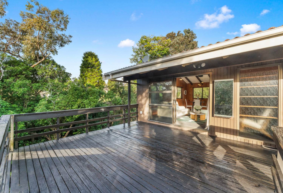 1017m2 section with RC for 2 standalone new houses, 4 beds 2 baths house with carport, 1bed 1 bath 1 lounge downstairs, close to reserves, beach, schools, shops, supermarket, 0.6 km to Halsey Drive School, 0.8 km to Lynfield College, 8 Iberia Place, Lynfield, Auckland