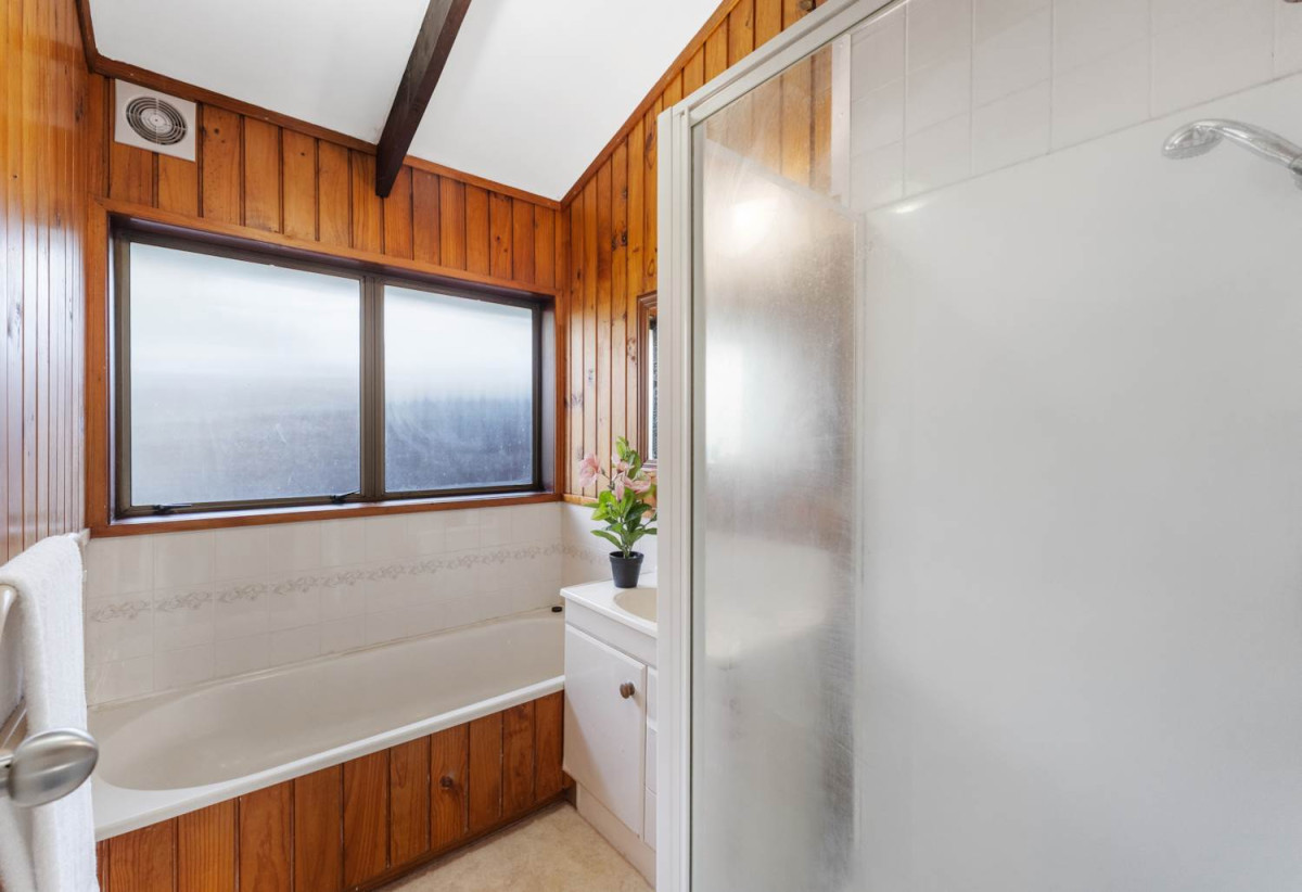 1017m2 section with RC for 2 standalone new houses, 4 beds 2 baths house with carport, 1bed 1 bath 1 lounge downstairs, close to reserves, beach, schools, shops, supermarket, 0.6 km to Halsey Drive School, 0.8 km to Lynfield College, 8 Iberia Place, Lynfield, Auckland