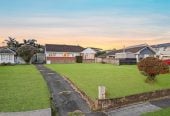 845m2 section, 3 beds 2 baths house with standalone double garage, 0.7 km to Howick Primary School, 0.9 km to Howick Intermediate, 1.7 km to Pakuranga College, 9 Pine Terrace, Howick, Auckland