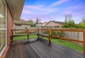 Urgent sale, Must sell, 752m2 section, Brick and tile 5 beds 2 baths house with double garage, close to schools, shopping centres, golf club, 0.9 km to Botany Downs School, 45 Oakridge Way, Northpark, Auckland