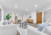 Urgent sale, Must sell, 752m2 section, Brick and tile 5 beds 2 baths house with double garage, close to schools, shopping centres, golf club, 0.9 km to Botany Downs School, 45 Oakridge Way, Northpark, Auckland