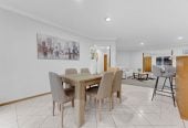 Urgent sale, Must sell, 752m2 section, Brick and tile 5 beds 2 baths house with double garage, close to schools, shopping centres, golf club, 0.9 km to Botany Downs School, 45 Oakridge Way, Northpark, Auckland