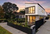 Standalone affordable 3 beds 2.5 baths home with car park, just a short stroll to Mount Albert / Owairaka Domain,, close to schools, shops, motorway access, 0.3 km to Owairaka District School, 46A Range View Road, Mt Albert, Auckland