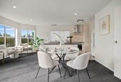 3 beds 2 baths house with double garage, close to shops, supermarket, schools, golf club, motorway access, 1.2 km to Remuera Intermediate, 1/37 Richard Farrell Avenue, Remuera, Auckland