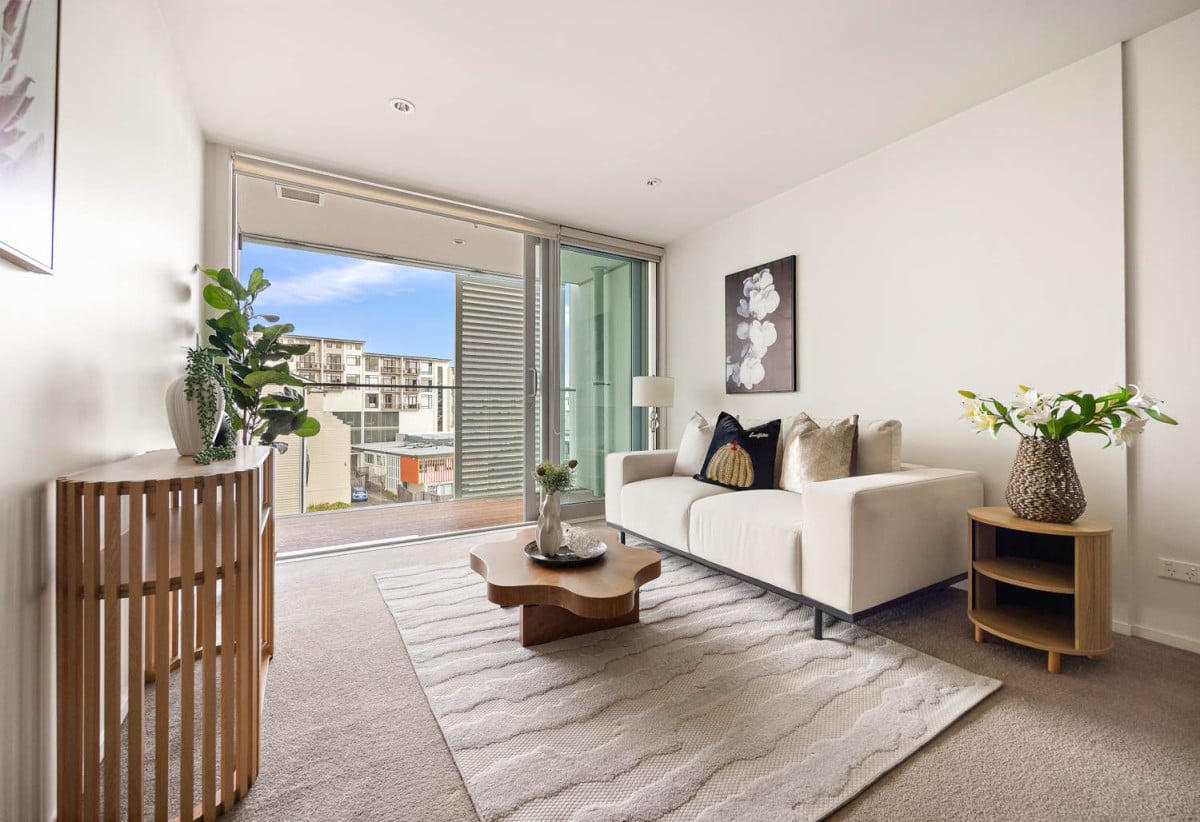Auckland Girls’ Grammar School zone, Parkview 2 beds 1 bath 1 car park apartment, complex resort-style facilities including a gym, spa, and sauna.walking distance to Mt Eden Train Station and easy access to CBD, 1 km to Auckland Girls’ Grammar School, 405/15 Rendall Place, Eden Terrace, Auckland