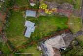 2 beds 1 bath house on 1563m2 section, Zoned Single House Zone, within walking distance of the beach and local shopping centre, golf club, 0.9 km to Gulf Harbour School, 1364 Whangaparaoa Road, Army Bay, Auckland