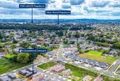 4 beds ( 1 ensuite) 2.5 baths house with garage, 1 ensuite ground floor, close to schools, town centre, motorway access, 0.8 km to Opaheke School, 4 Stableford Crescent, Opaheke, Auckland