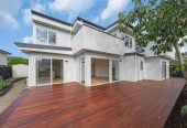 Macleans College zone, 5 beds (2 ensuites) 4 baths house with double garage, 1 bed 1 bath ground floor, close to schools, beaches, shops, golf club, 0.6 km to Pigeon Mountain School and Bucklands Beach Intermediate, 0.7 km to Macleans College, 194B Bucklands Beach Road, Bucklands Beach, Auckland