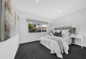 Botany Downs Secondary College zone, 2 Kitchens, Home and in come on 1200m2 section, 275m2 6 beds ( 1 ensuite) 3 baths house with double garage and 2-beds granny, close to schools, Botany Town Centre, Meadowlands Shopping Centre, 0.4 km to Point View School, 35 Anaheim Boulevard, Shamrock Park, Auckland