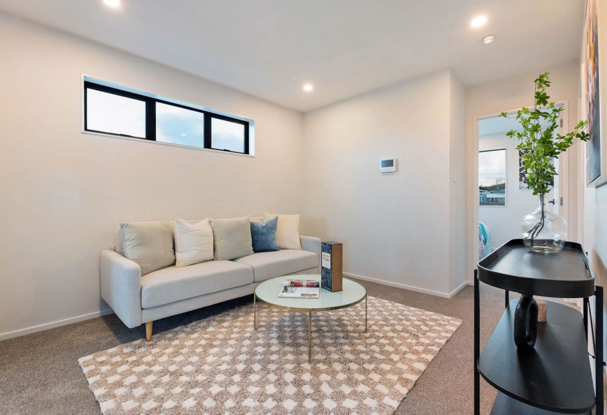 Urgent sale, 102m2 Brandnew 2 beds 1.5 baths home, moments from shops in Kumeu Village, New World supermarket, 0.6 km to Huapai District School, Lot 4/112 Vintry Drive, Huapai, Auckland