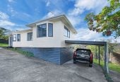 Standalone 2 beds 1 bath house with carport, close to schools, shops, supemarket, golf club, Lynfield Cove Beach, 0.2 km to Lynfield College, 172A White Swan Road, Mt Roskill, Auckland