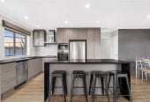 Vendor motivated to sell, 764m2 section, Brick-and-cedar 4 beds 2 baths house with double garage, move-in ready, close to schools, parks, shopping centres, Rotary walkways, 0.5 km to Sunny Hills School and Farm Cove Intermediate, 101 Glenmore road, Sunnyhills, Auckland