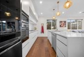 254m2 4 beds ( 2 ensuites) 3 baths house with double garage on 958m2 section, close to schools, reserves, parks, Albany Mall, Motorway access, Zoned for top local schools: Upper Harbour Primary, Albany Junior & Senior High, 7 Highway View Lane, Albany, Auckland