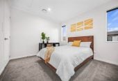 254m2 4 beds ( 2 ensuites) 3 baths house with double garage on 958m2 section, close to schools, reserves, parks, Albany Mall, Motorway access, Zoned for top local schools: Upper Harbour Primary, Albany Junior & Senior High, 7 Highway View Lane, Albany, Auckland