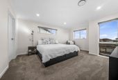 254m2 4 beds ( 2 ensuites) 3 baths house with double garage on 958m2 section, close to schools, reserves, parks, Albany Mall, Motorway access, Zoned for top local schools: Upper Harbour Primary, Albany Junior & Senior High, 7 Highway View Lane, Albany, Auckland