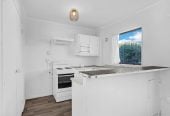 3 beds 1 bath house with garage, easy walking distance to Mt Albert shops, supermarket, bus routes and train station, with convenient motorway access nearby, 0.5 km to Owairaka District School, 3/2A Moreland Road, Mt Albert, Auckland