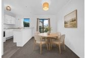 3 beds 1 bath house with garage, easy walking distance to Mt Albert shops, supermarket, bus routes and train station, with convenient motorway access nearby, 0.5 km to Owairaka District School, 3/2A Moreland Road, Mt Albert, Auckland