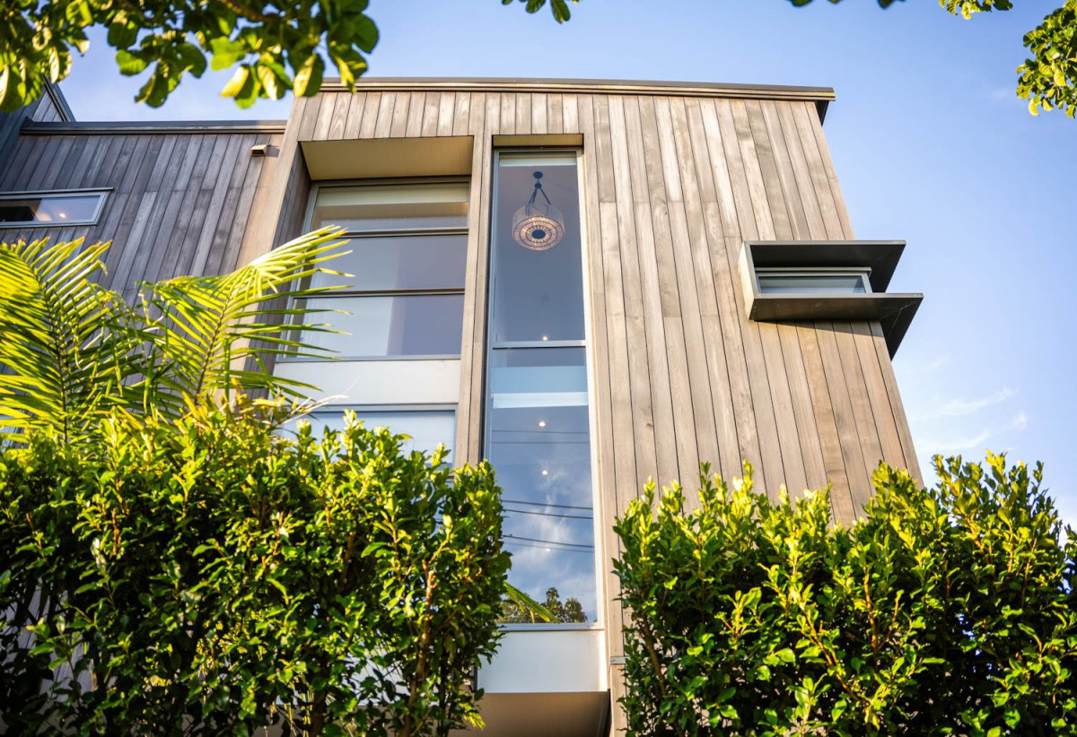Built-in lift, 251m2 Sea Views 4 beds (2 ensuites) 3 baths home with double garage, Directly opposite Kohimarama School and a short stroll to the waterfront and village amenities, 0.9 km to Selwyn College, 4B Rawhitiroa Road, Kohimarama, Auckland