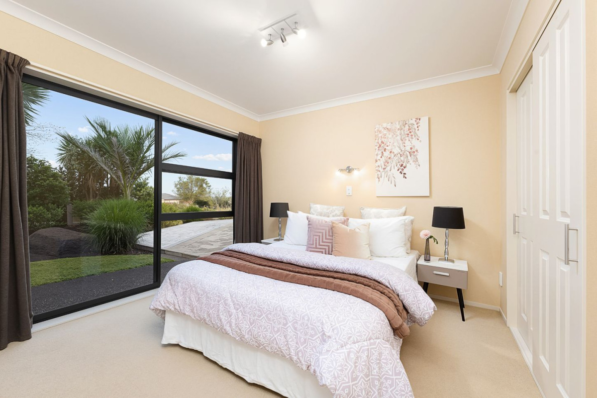 2 Kitchens, Home and Income on 660m2 section, 278m2 brick and tile 5 beds 3 baths house with double garage and 1-bed granny, close to local schools, parks, and public transport, easy access to motorway access, shops, 65 Rhinevale Close, Henderson, Auckland
