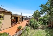 Macleans College zone, 615m2 section, Next to reserve, 4 beds 3 baths house with double garage, Direct access to Murvale Reserve from the rear boundary, 0.7 km to Macleans College, 18 Janome Place, Bucklands Beach, Auckland