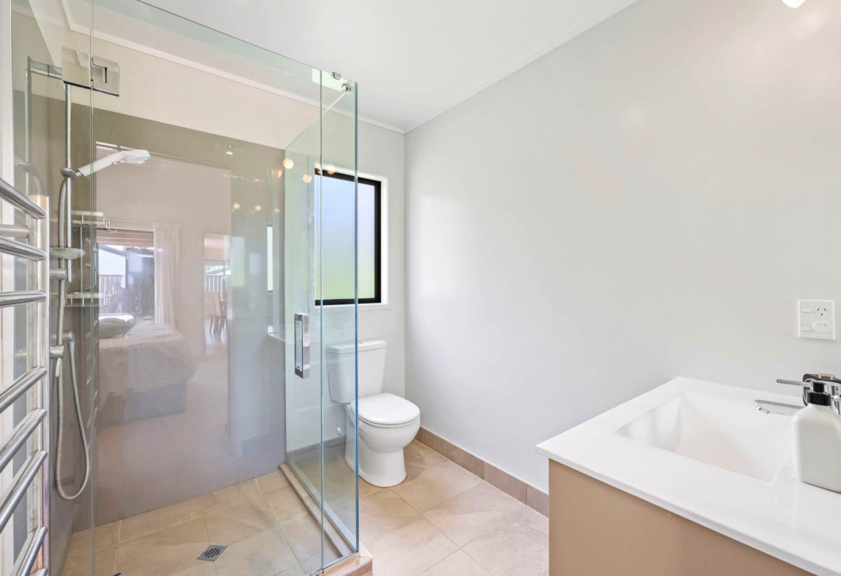 Macleans College zone, 615m2 section, Next to reserve, 4 beds 3 baths house with double garage, Direct access to Murvale Reserve from the rear boundary, 0.7 km to Macleans College, 18 Janome Place, Bucklands Beach, Auckland
