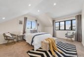 3 beds 1 bath home with double garage, just a five-minute walk from LynnMall Shopping Centre, the New Lynn Transport Hub, 0.4 km to New Lynn School, 18/1 Melview Place, New Lynn, Auckland