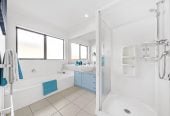 Including part ownership of an adjacent tennis court, Brick and tile 3 beds 2 baths house with double garage on 489m2 section, a handy study nook, full gas reticulation, and fully fenced, close to schools, parks, shops, supermarkets, easy motorway access, 0.4 km to Summerland Primary, 1 km to Waitakere College, 1.6 km to Henderson Intermediate, 12 Lantern Court, Henderson, Auckland