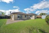 Including part ownership of an adjacent tennis court, Brick and tile 3 beds 2 baths house with double garage on 489m2 section, a handy study nook, full gas reticulation, and fully fenced, close to schools, parks, shops, supermarkets, easy motorway access, 0.4 km to Summerland Primary, 1 km to Waitakere College, 1.6 km to Henderson Intermediate, 12 Lantern Court, Henderson, Auckland