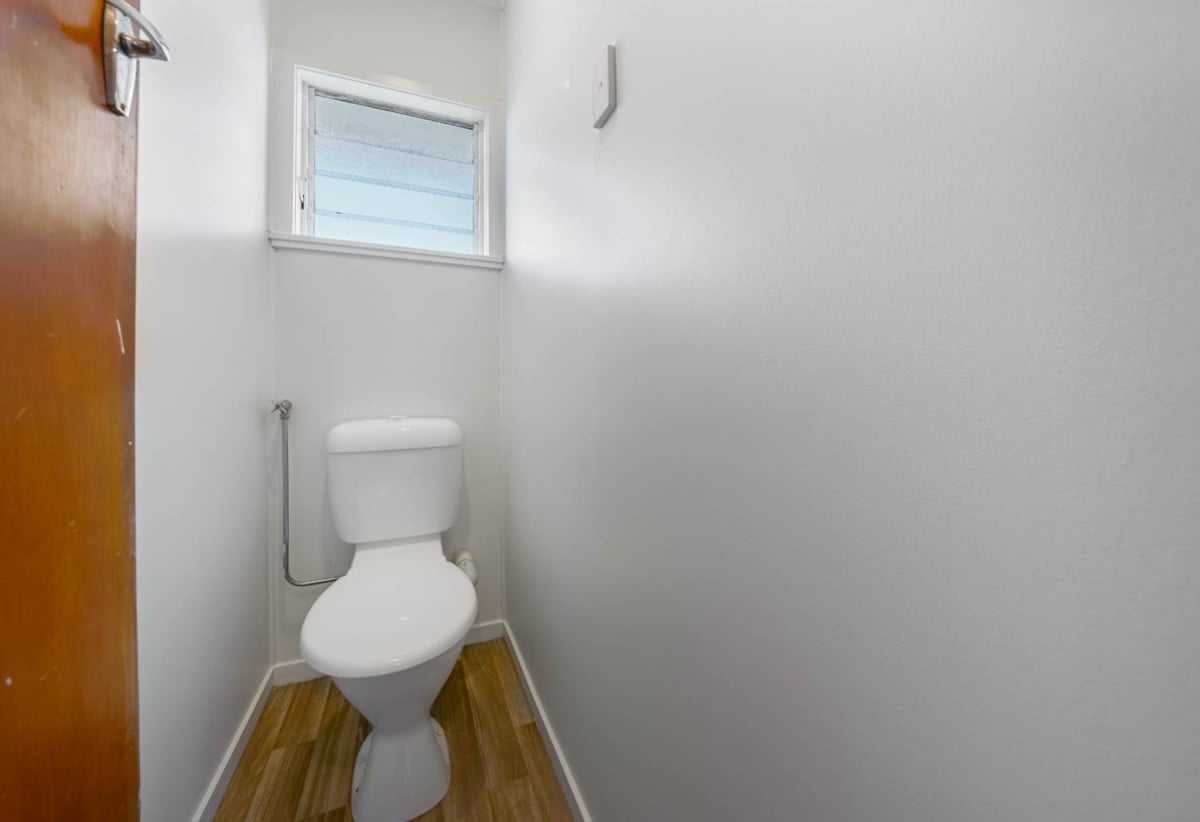 Renovated, Brick and tile 2 beds 1 bath home, Healthy Homes Report available, 1/29 Eban Avenue, is also for sale, total 736m2 section with RC in place, Services and drainage connections available, close to schools, shopping centres, , 0.5 km to Willow Park School, 2/29 Eban Avenue, Hillcrest, Auckland
