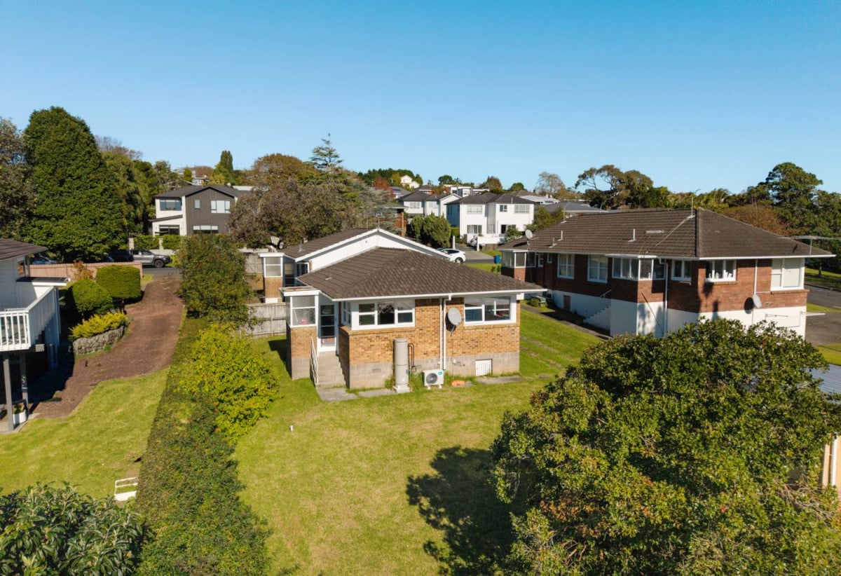 Renovated, Brick and tile 2 beds 1 bath home, Healthy Homes Report available, 1/29 Eban Avenue, is also for sale, total 736m2 section with RC in place, Services and drainage connections available, close to schools, shopping centres, , 0.5 km to Willow Park School, 2/29 Eban Avenue, Hillcrest, Auckland