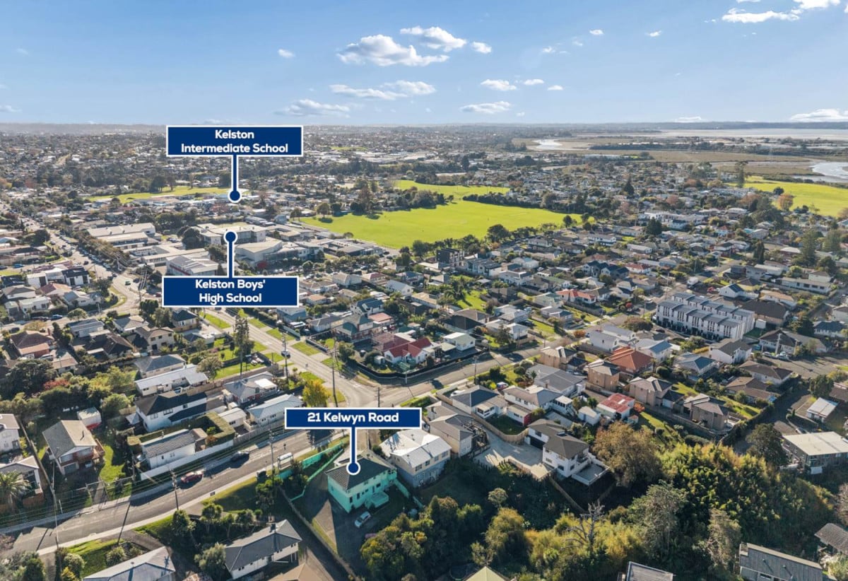 846m2 section, 3 beds 1.5baths house with double garage, 3 beds 1.5 baths kitchen lounge upstairs, Downstairs 3 rumpus bonus rumpus area currently set up with additional bedroom style spaces and kitchenette area, close to school, Lynn Mall, 0.3 km to Kelston School, 21 Kelwyn Road, Kelston, Auckland