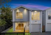Brandnew standalone 3 beds 2.5 baths home with garage, close to schools, shops, reserves, golf club, 0.9 km to Reremoana Primary School, 89C St Annes Crescent, Wattle Downs, Auckland