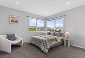 For rent, Sea views, Macleans College & BBI School Zones, 3 beds 1 baths house with double garage, available 25th May, 4 Haseler Crescent, Mellons Bay, Auckland