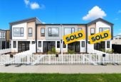 Motivated Owner, Bring Offers, Brandnew 3 beds 2.5 baths home with garage, move-in ready, just a 2-minute stroll to the coast, Easy access to supermarkets, cafés, schools, and public transport. 0.8 km to Scott Point School, 33 Turret Lane, Hobsonville, Auckland