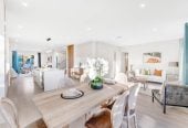 Mt Roskill Grammar school zone, 5 beds (2 ensuites) 4 baths house with double garage on 463m2 section, close to schools, motorway access, local shops, parks, and everyday amenities, 0.9 km to Mt Roskill Grammar, 40B Olsen Avenue, Hillsborough, Auckland