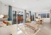 Mt Roskill Grammar school zone, 5 beds (2 ensuites) 4 baths house with double garage on 463m2 section, close to schools, motorway access, local shops, parks, and everyday amenities, 0.9 km to Mt Roskill Grammar, 40B Olsen Avenue, Hillsborough, Auckland