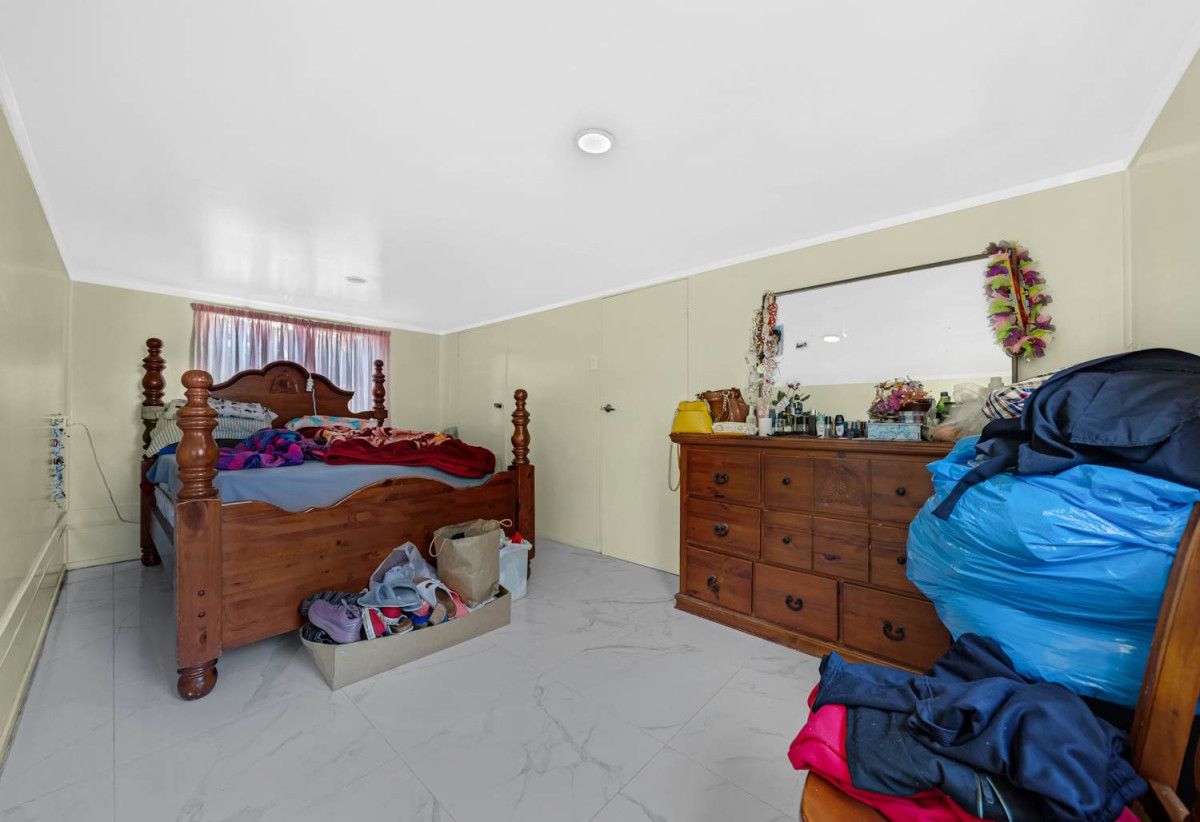 665m2 section, 3 beds 1 bath house with sleepout, currently rented at $710 per week, close to schools, shops, supermarket, seaside reserve, 0.6 km to Clendon Park School, 1.8 km to Manurewa Intermediate and Manurewa High School, 53 Burbank Avenue, Manurewa, Auckland